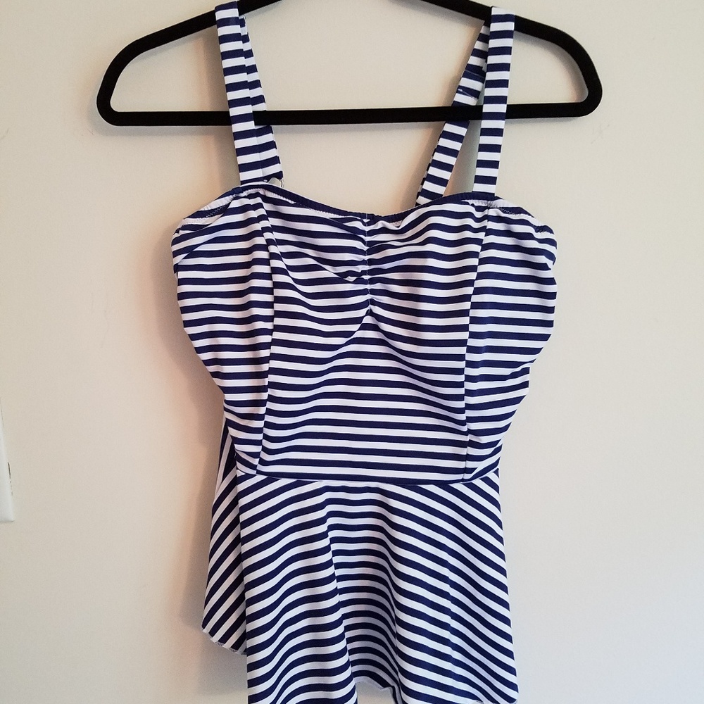 NWT Ethically Made Jessica Rey Tankini Top